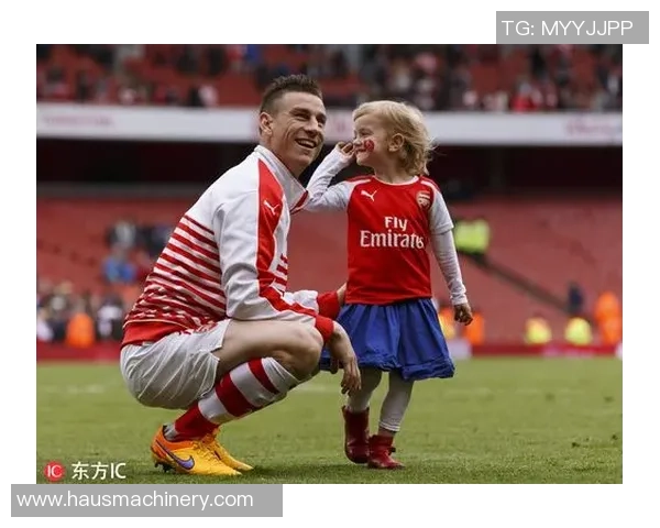 小辫足球明星的传奇故事与场上风采的完美结合